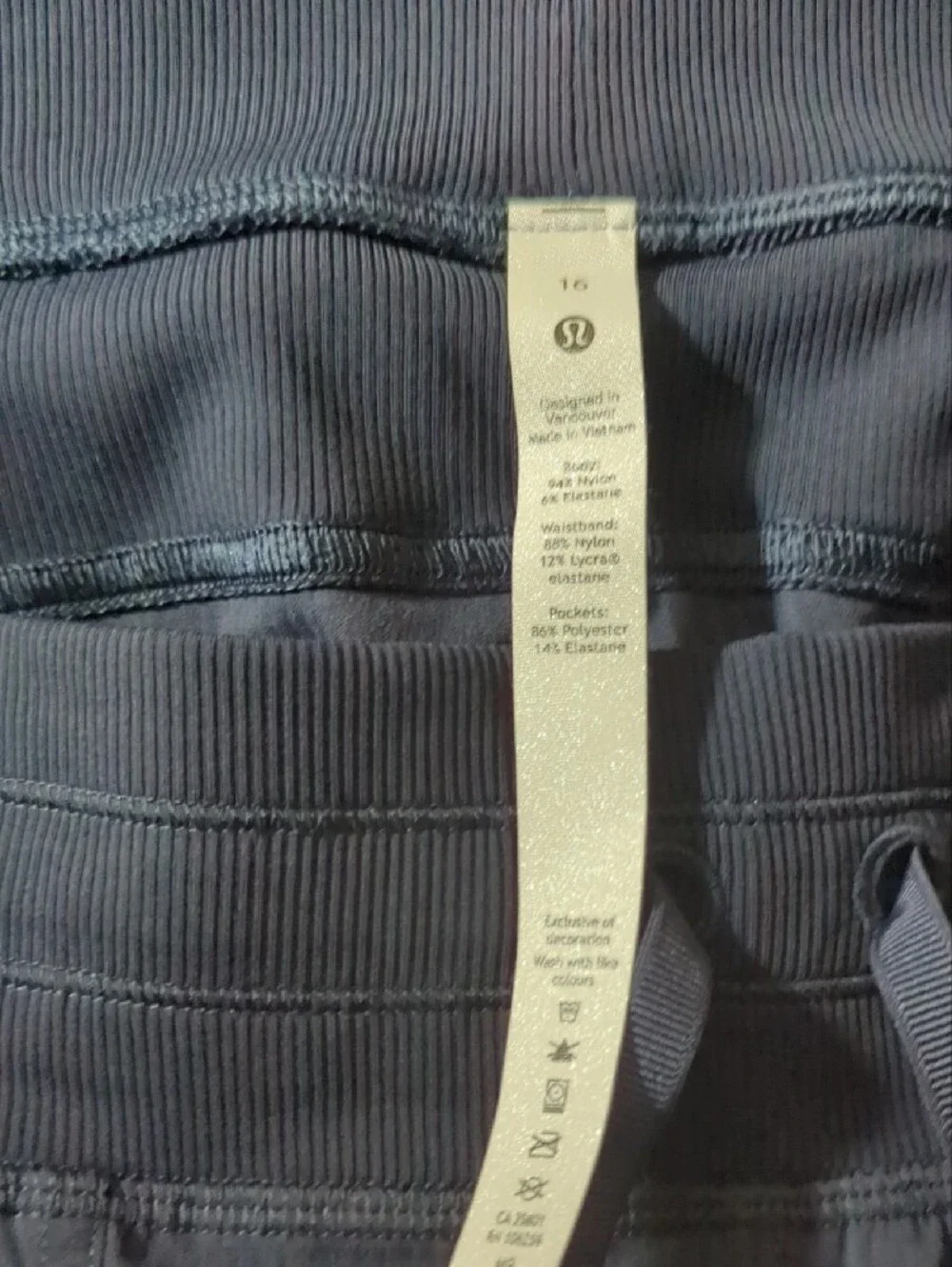 lululemon athletica Dance Studio  MR jogger